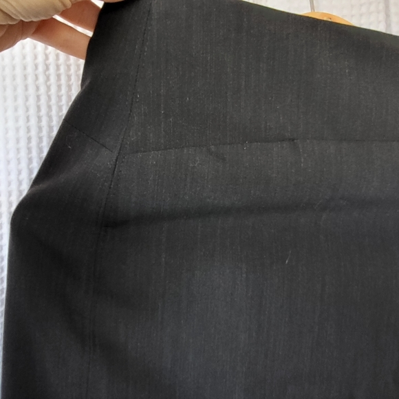 Mexx skirt and blazer with curved seam details, summer weight, charcoal, sz 4/6 - Picture 3 of 8